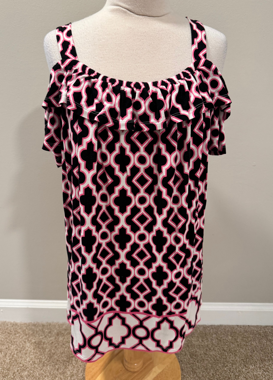 Womens size Large INC International Concepts Black Pink Boho Geo Cold Shoulder T